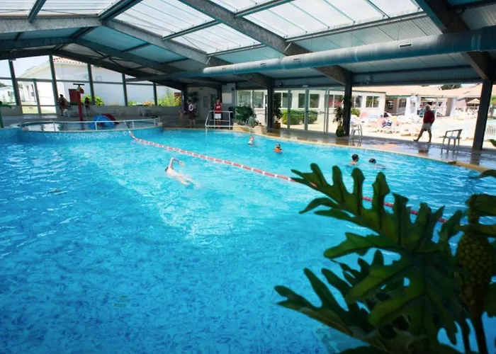 בית נופש Mobile - 3 Bedrooms - Cc718 Les Charmettes 4 Stars לס מתה